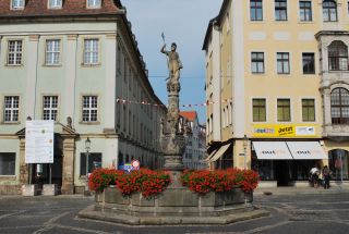 Marsbrunnen (Rolandbrunnen) Marsbrunnen (Rolandbrunnen)