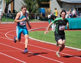 Feriensportler Dominik über 100m Feriensportler Dominik über 100m