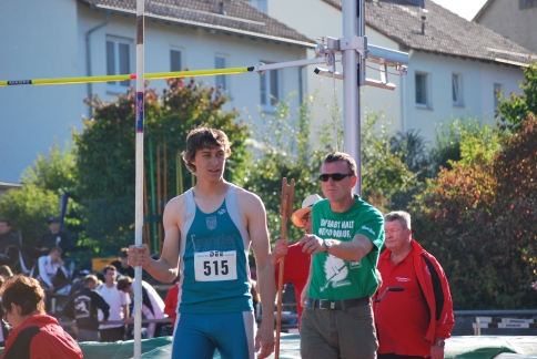 Fr&uuml;hes Aus im Stabhoch