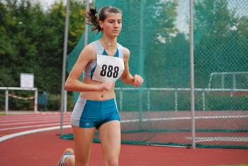 Rebeccas einsamer Kampf &uuml;ber 800m