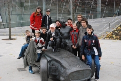 Gruppenbild Ausflug Mercedes-Benz Museum